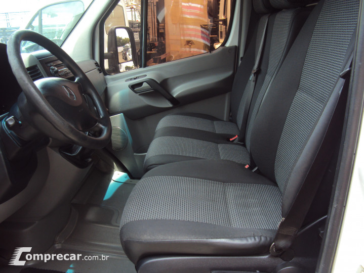 SPRINTER 2.2 311 CDI Furgão Street 14 16V Bi-turbo