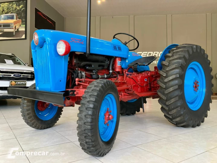 8 N Modelo sem Versão