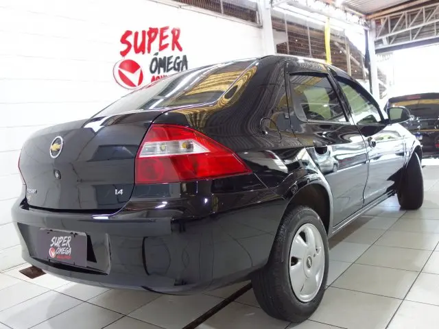 PRISMA - 1.4 MPFI MAXX 8V 4P MANUAL