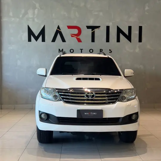 Hilux SW4 SRV D4-D 4x4 3.0 TDI Dies. Aut