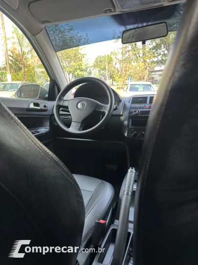 Polo Sedan I MOTION  1.6 Total Flex  4p