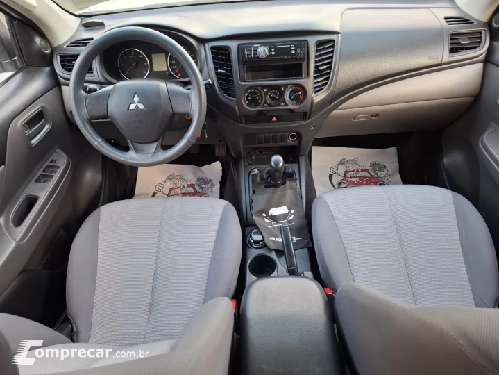 L200 TRITON 2.4 16V Turbo GL CD 4X4