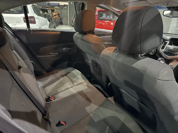 CRUZE 1.8 LT 16V FLEX 4P MANUAL