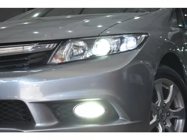 CIVIC - 1.8 EXS 16V 4P AUTOMÁTICO