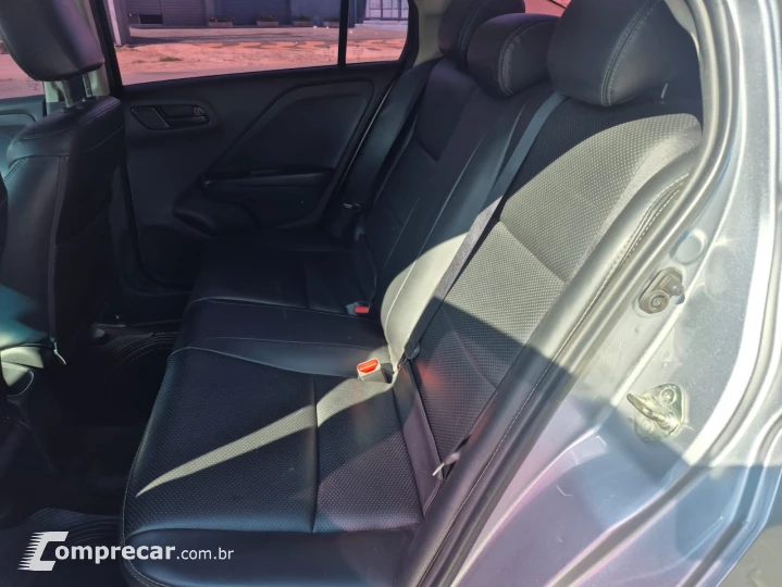 CITY 1.5 DX Sedan 16V