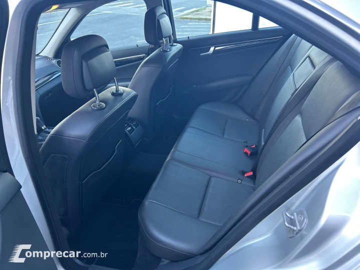 C 180 1.8 Cgi Classic 16V Turbo Gasolina 4P Automático