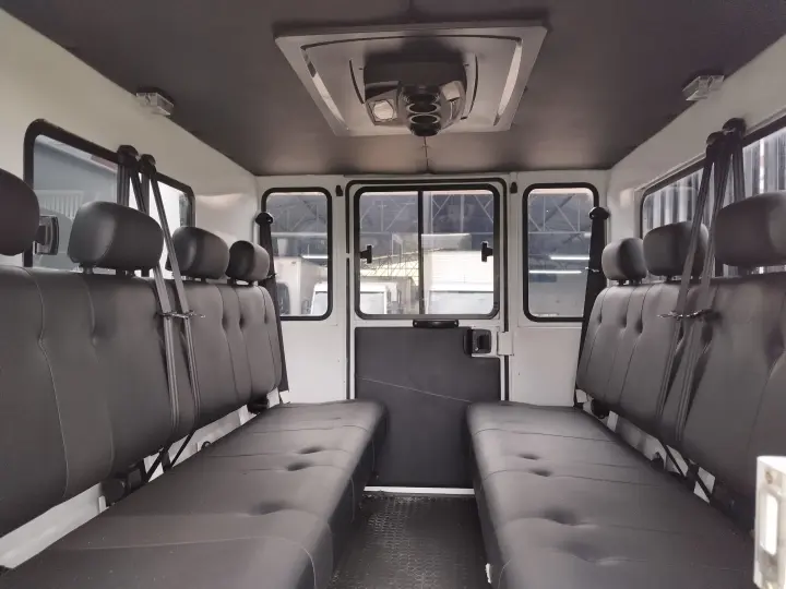 Delivery 6.170 (carroceria + Cabine Suplementar)