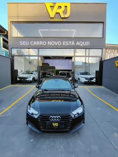 A4 Attraction 2.0 TFSI 190cv S tronic