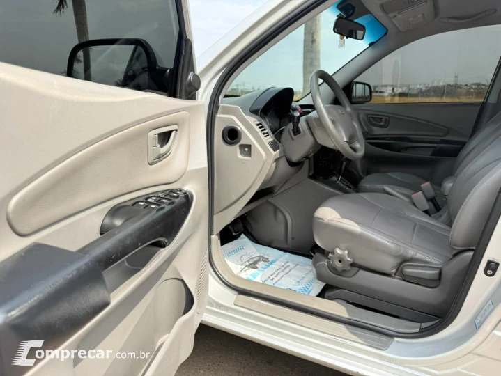 TUCSON 2.0 MPFI GLS 16V 143cv 2WD