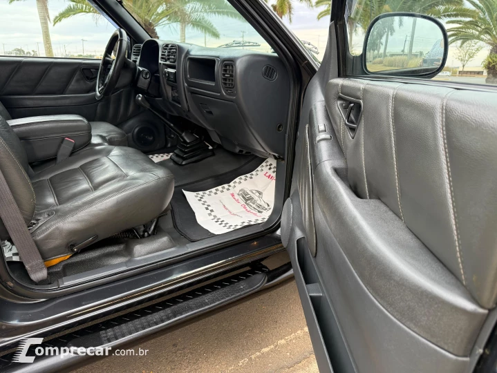 S10 2.8 4X2 CD 12V Turbo Intercooler