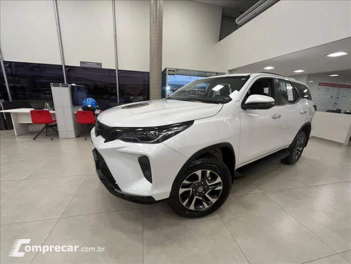 HILUX SW4 2.8 D-4d Turbo SRX Platinum 7L 4X4