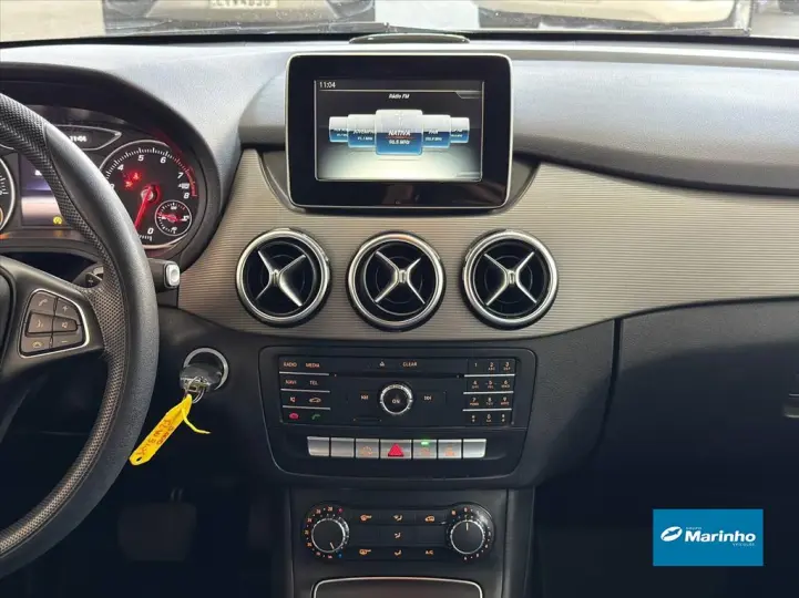 B 200 1.6 SPORT TURBO FLEX 4P AUTOMÁTICO