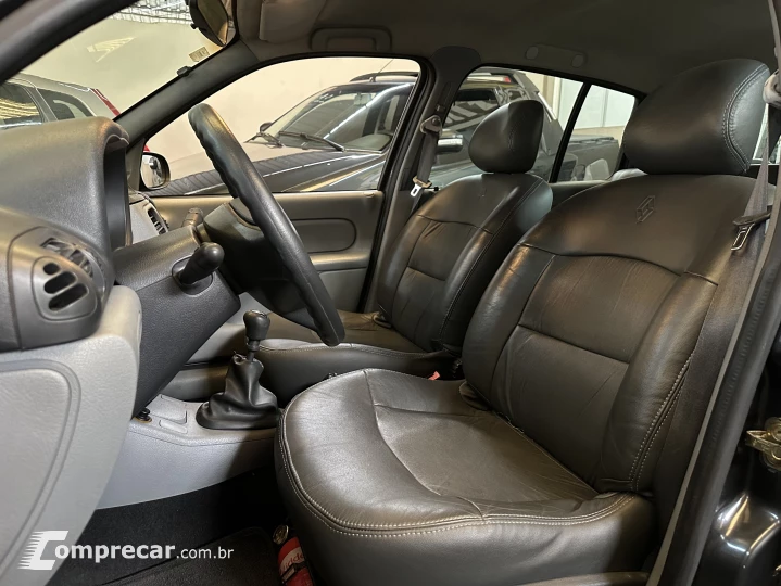 CLIO 1.6 Authentique 16V