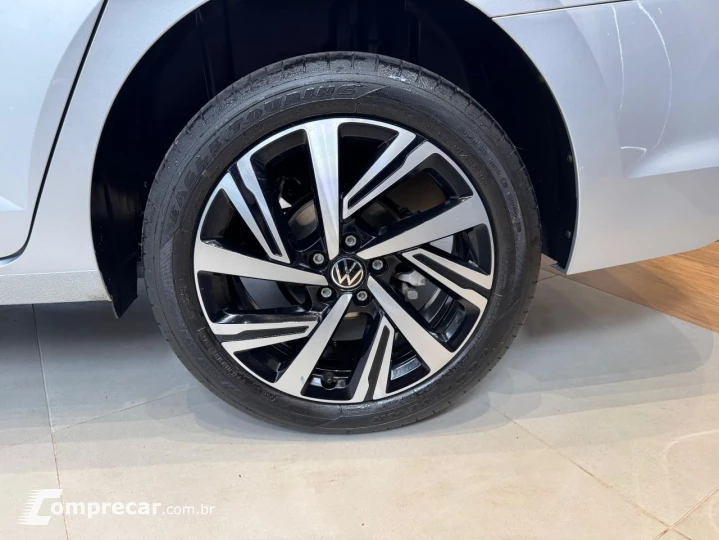 Virtus 1.0 4P 200 TSI FLEX HIGHLINE AUTOMÁTICO