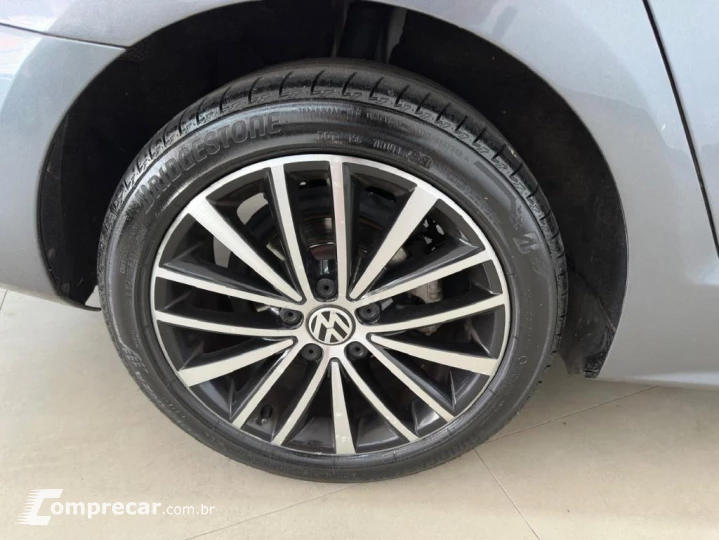 JETTA Highline 2.0 TSI 16V 4p Tiptronic