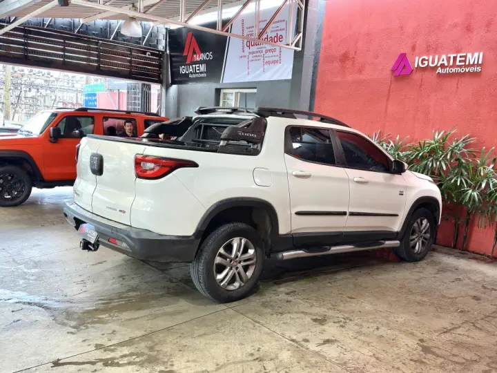 TORO 2.0 16V TURBO DIESEL FREEDOM 4WD AT9