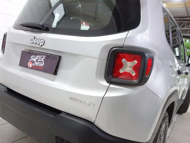 RENEGADE - 1.8 16V SPORT 4P AUTOMÁTICO