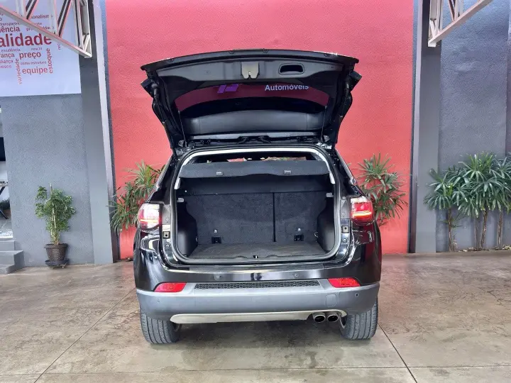 COMPASS 1.3 T270 TURBO FLEX LIMITED AT6