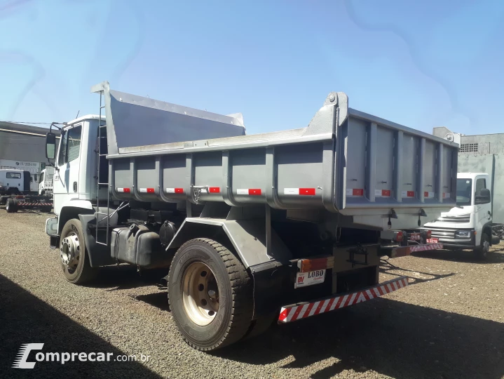 Mercedes Benz 1718 / Caçamba