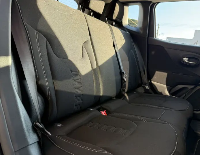 Renegade Sport T270 1.3 TB 4x2 Flex Aut.