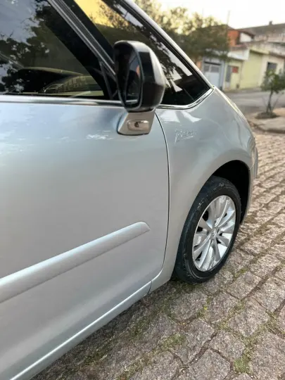 GRAND C4 2.0 I Picasso Exclusive 16V