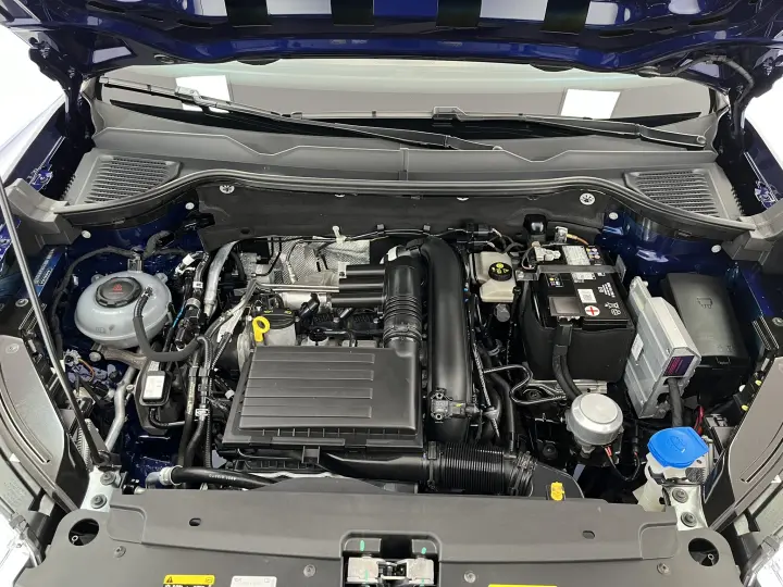 TAOS 1.4 250 TSI Highline