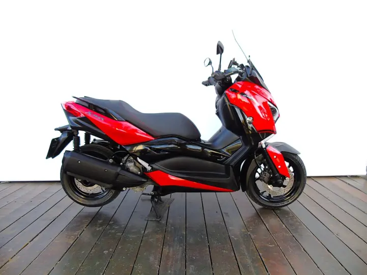YAMAHA XMAX 250 ABS
