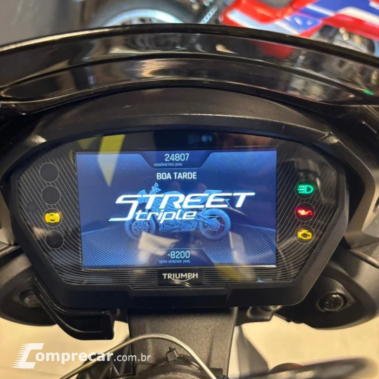 STREET TRIPLE 765 RS