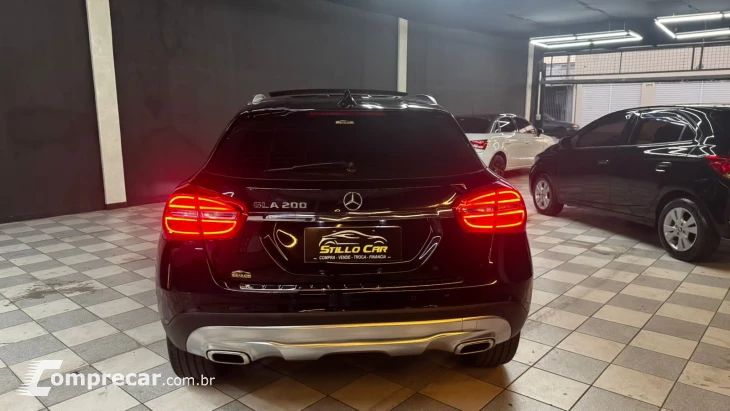 GLA 200 1.6 CGI Enduro 16V Turbo