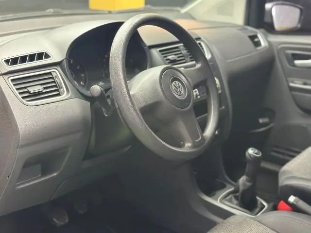 FOX - 1.0 MI 8V 4P MANUAL