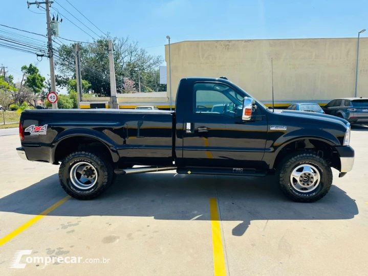 F-250 3.9 XLT SUPER DUTY CABINE SIMPLES DIESEL