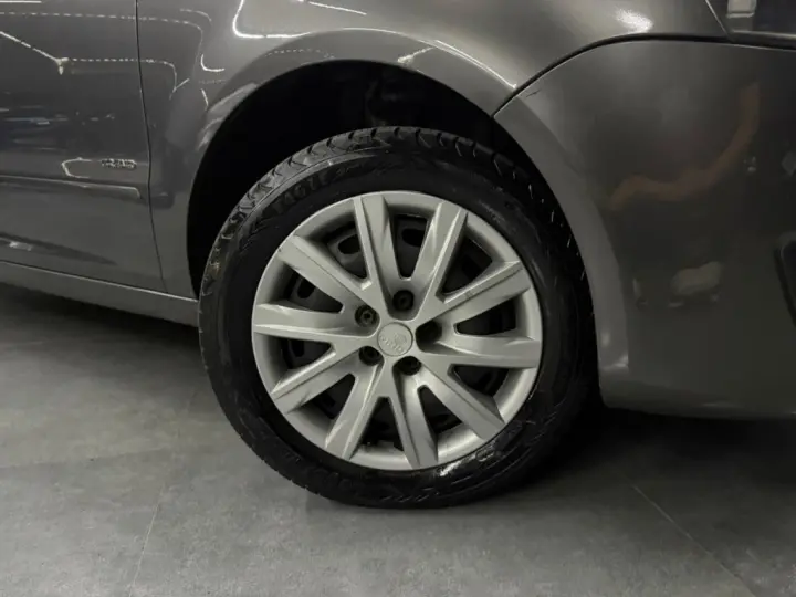 FOX 1.0 MI 8V FLEX 4P MANUAL