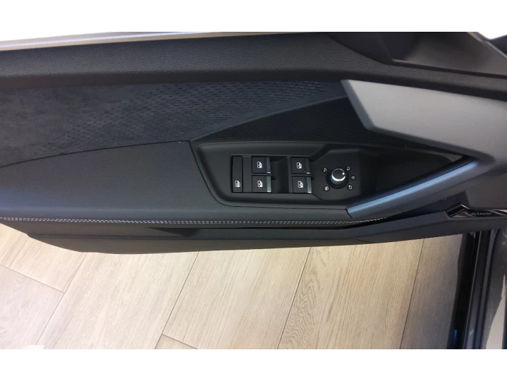 A3 2.0 40 TFSI GASOLINA SEDAN PERFORMANCE BLACK S-TRONIC