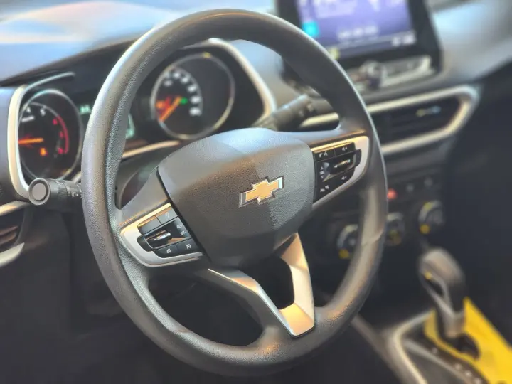 TRACKER LT 1.0 Turbo 12V Flex Aut.