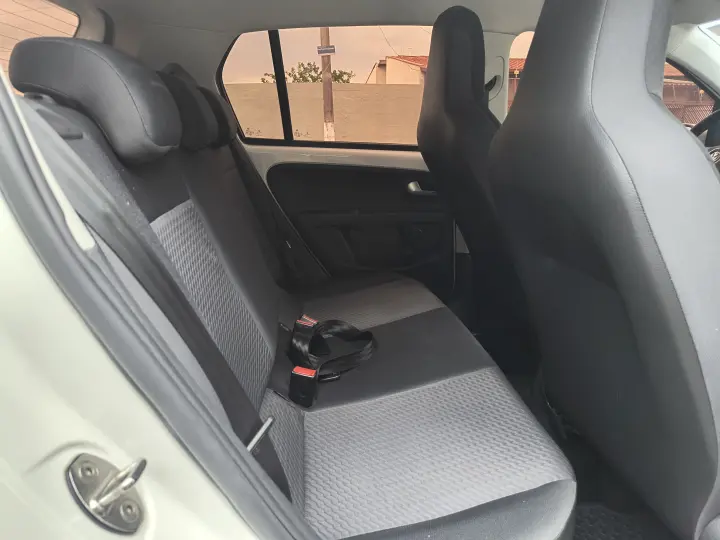 UP 1.0 TSI Move UP 12V