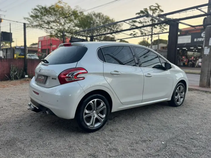 208 1.6 16V 4P FLEX GRIFFE AUTOMÁTICO