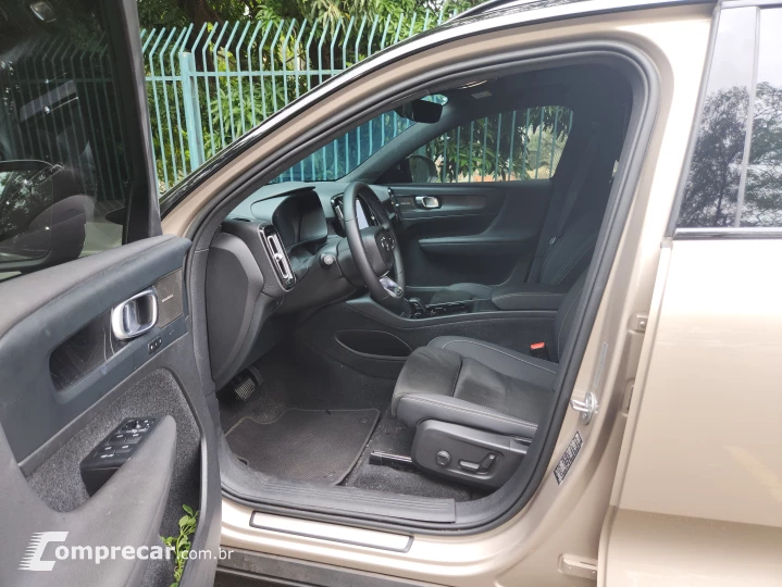 XC40 P8 Recharge Twin Electric Ultimate AWD