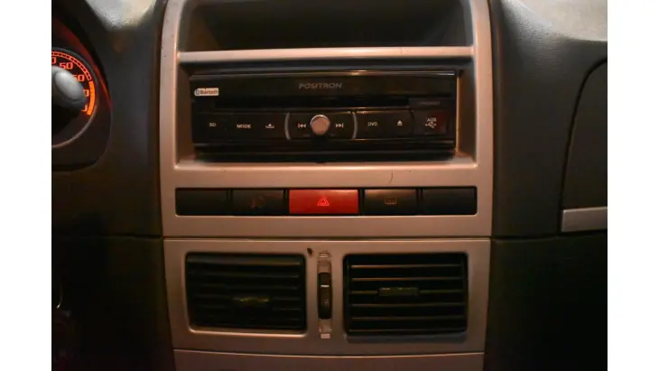 SIENA - 1.4 MPI 8V 4P TETRAFUEL