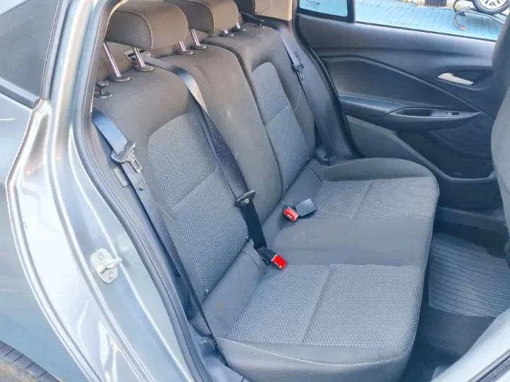 ONIX SEDAN Plus LTZ 1.0 12V TB Flex Aut.