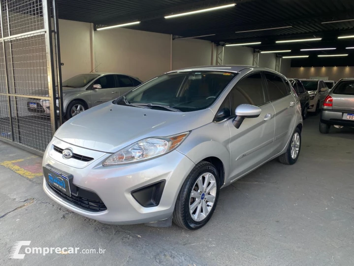 FIESTA 1.6 SE Hatch 16V