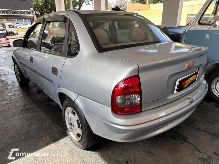 CLASSIC 1.0 MPFI Life 8V