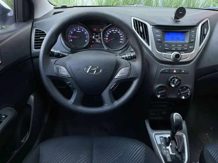 HB20 1.6 Comfort Plus 16V