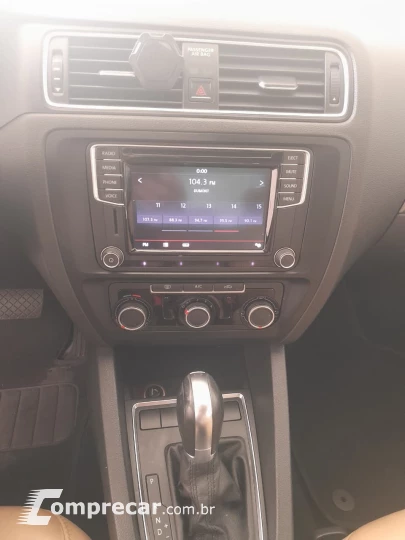 Jetta 1.4 16V 4P TSI CONFORTLINE AUTOMÁTICO