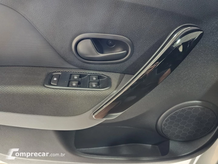 LOGAN 1.0 12V SCE ZEN