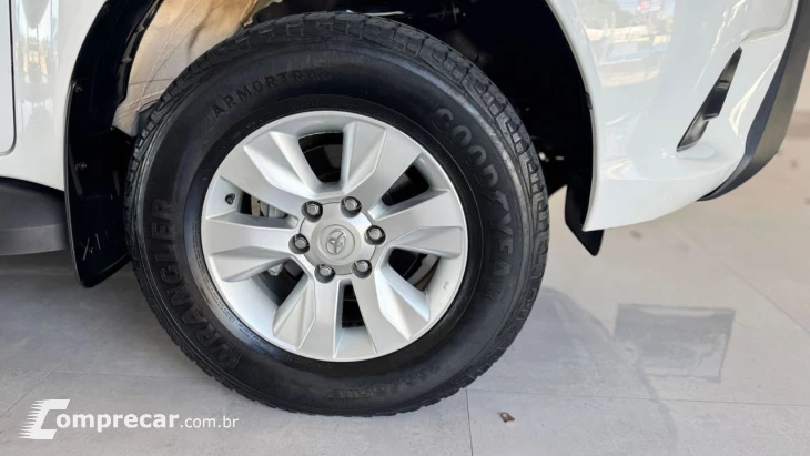 Hilux Caminhonete 2.7 16V 4P SR FLEX CABINE DUPLA