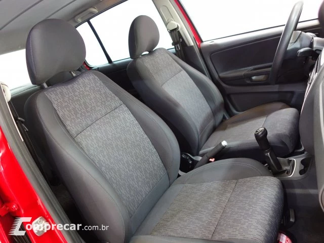 FOX - 1.0 MI 8V 4P MANUAL