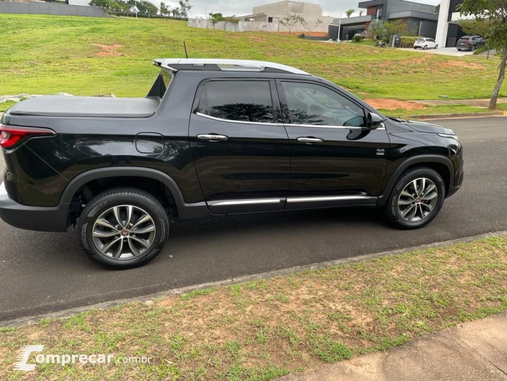 TORO 2.0 16V Turbo Volcano 4WD AT9