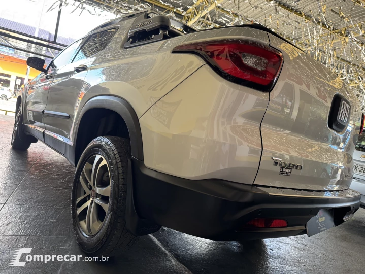 TORO 2.0 16V Turbo Volcano 4WD AT9