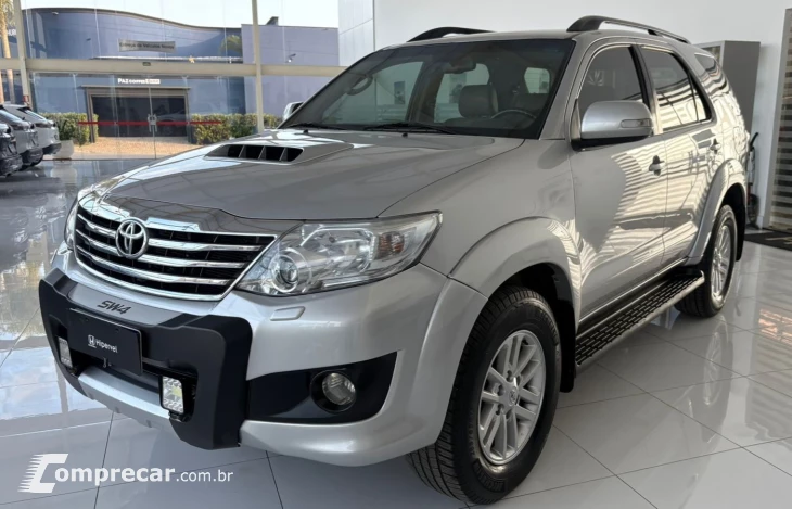 Hilux SW4 SRV 3.0 4X4 (7 Lugares)