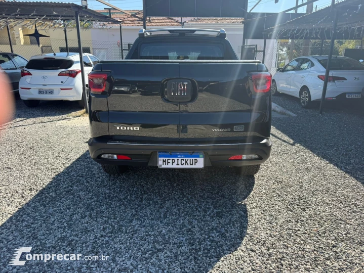 TORO 2.0 16V Turbo Volcano 4WD AT9